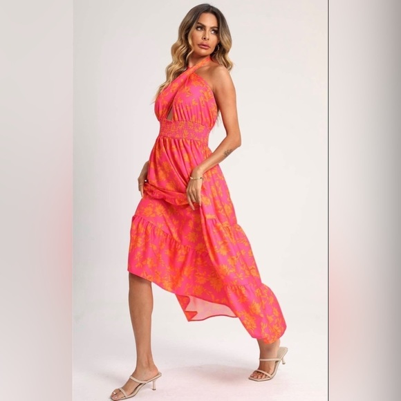 NWT women’s halter neck, front crisscross tie back maxi dress in fuchsia - Picture 8 of 14